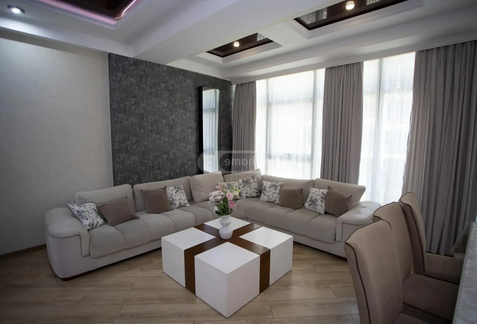 ბინა, 4-ოთახიანი, 125 მ², Subtropic City