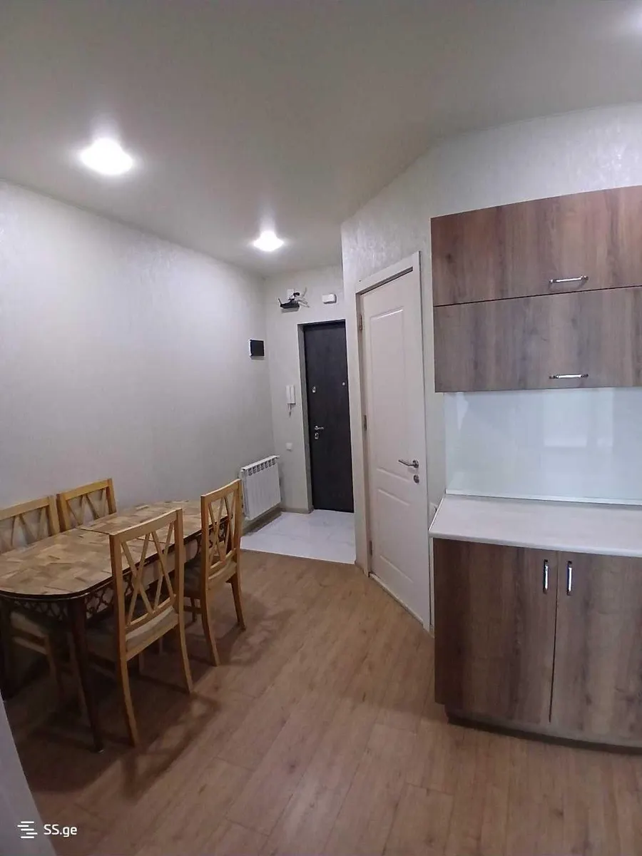 Apartment, 2-room, 60 m², Green Alley