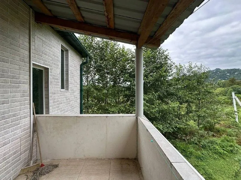 Дом, 3-комн., 2640 м²