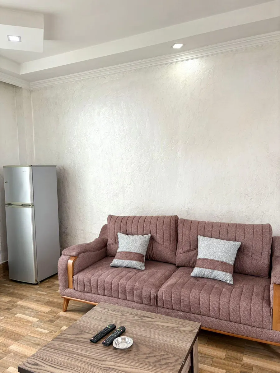 Дом, 30-комн., 300 м²