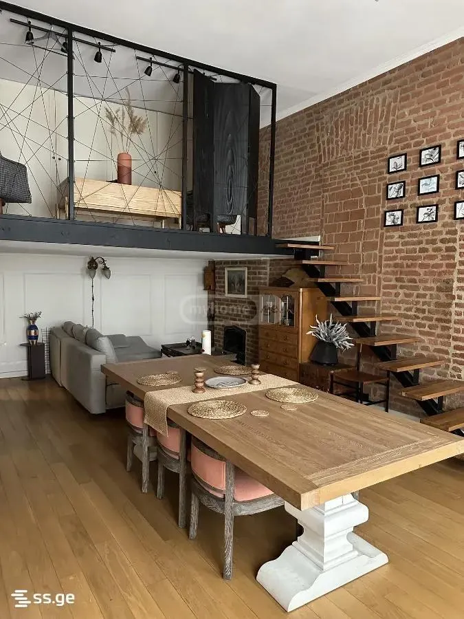 Apartment, 2-room, 90 m²