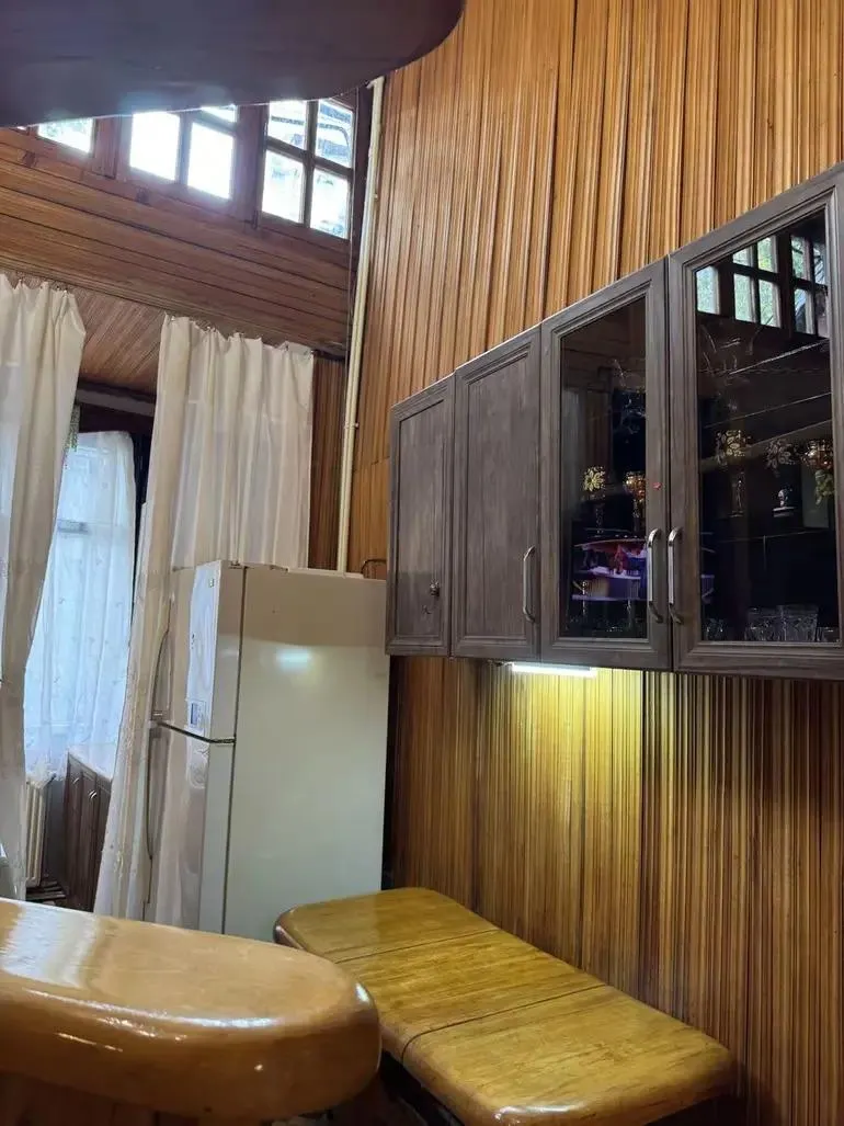 Apartment, 4-room, 100 m²
