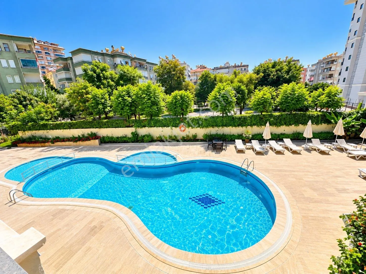 Apartment, 3-room, 100 m²