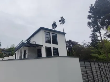 Дом, 5-комн., 350 м²