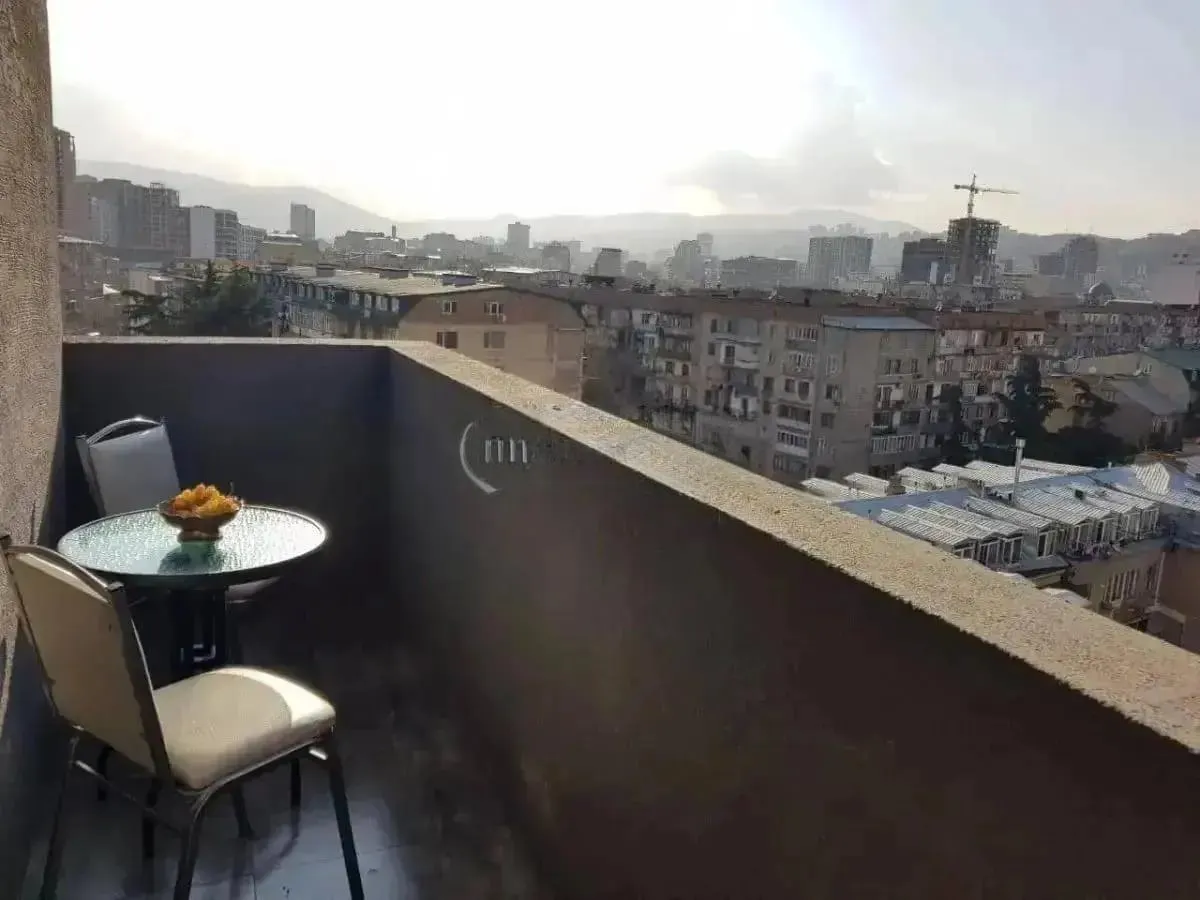 Квартира, 3-комн., 70 м²