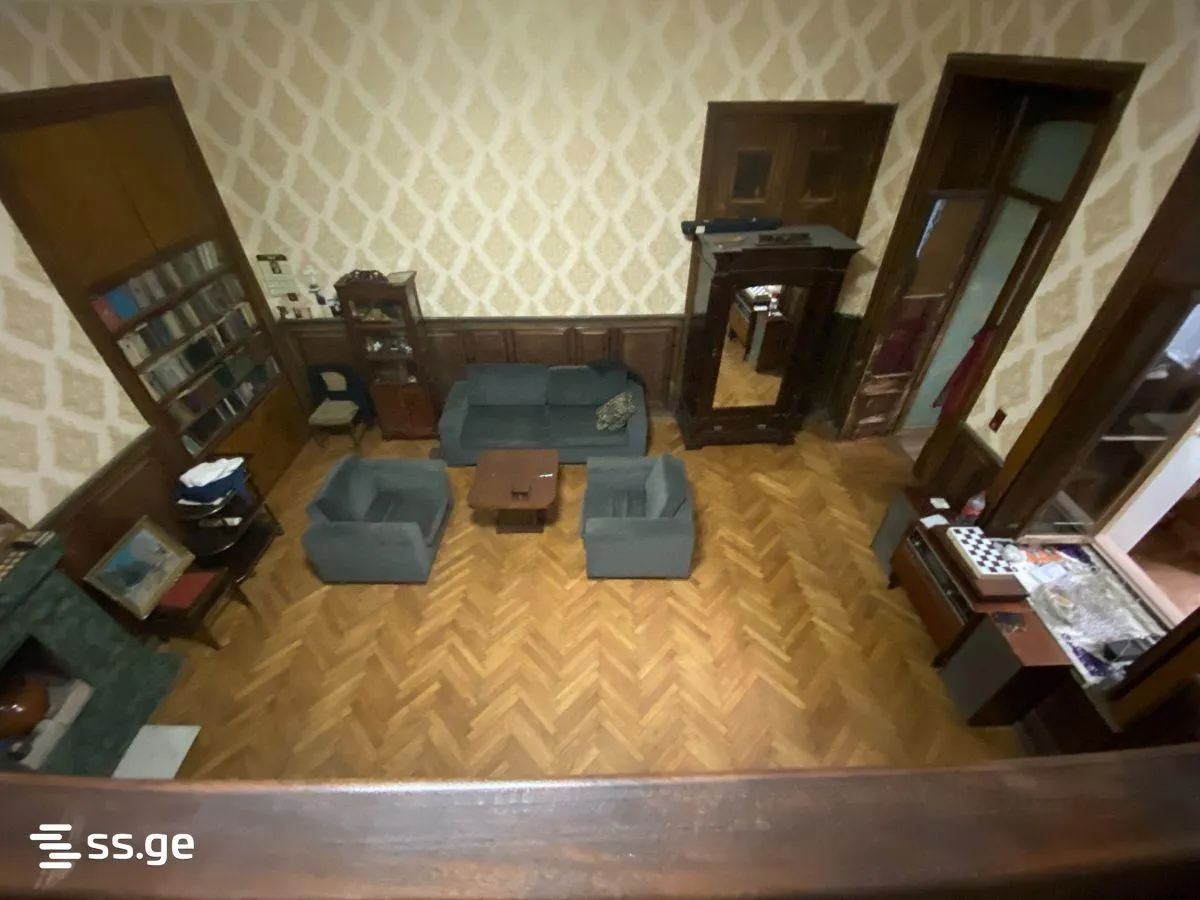 Квартира, 5-комн., 160 м²