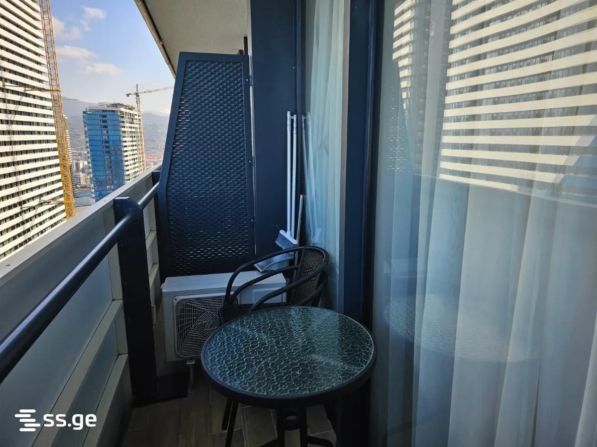 Apartment, 1-room, 35 m², Orbi City