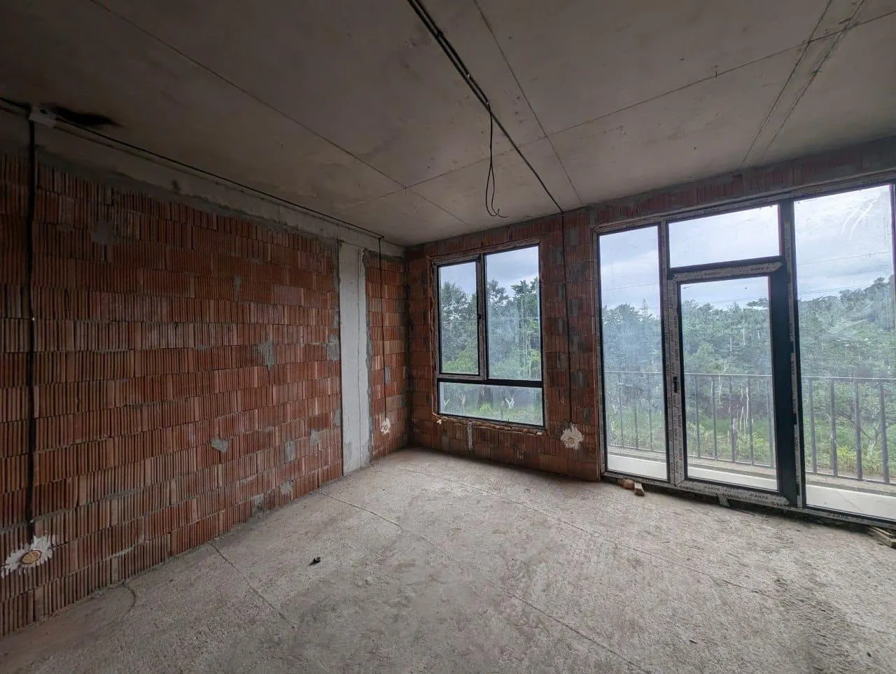 House, 5-room, 188 m²
