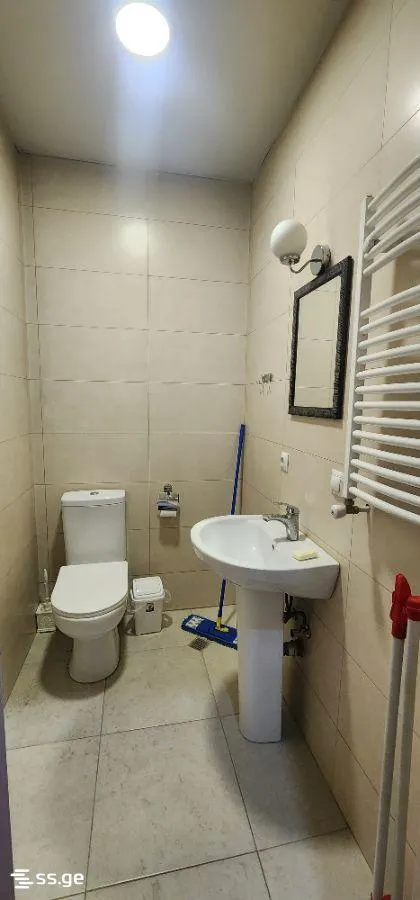Квартира, 4-комн., 122 м²