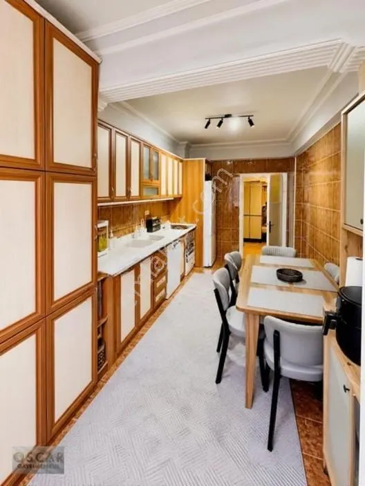 Apartment, 3-room, 110 m²