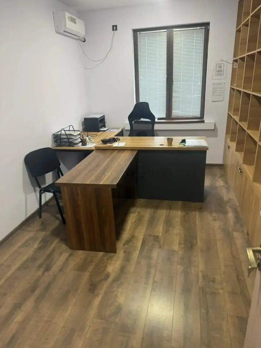 House, 7-room, 310 m², Imobiliare