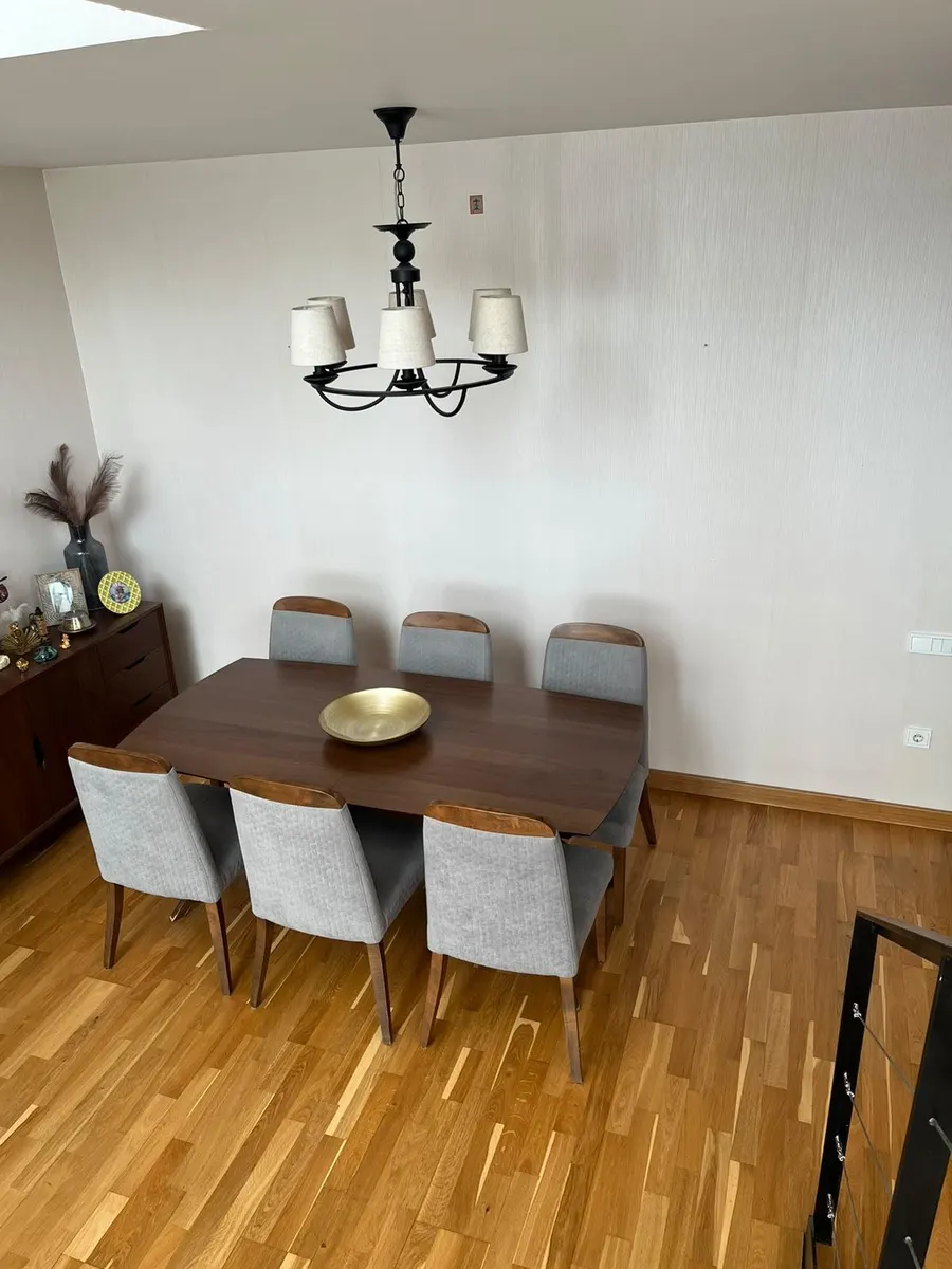 Дом, 5-комн., 223 м²