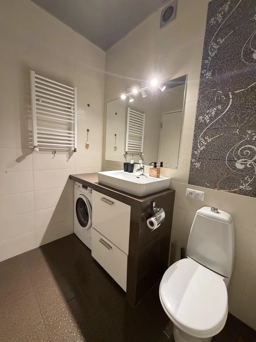 Квартира, 3-комн., 120 м²