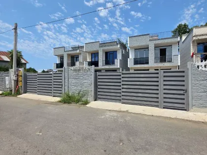 Дом, 3-комн., 77.71 м²