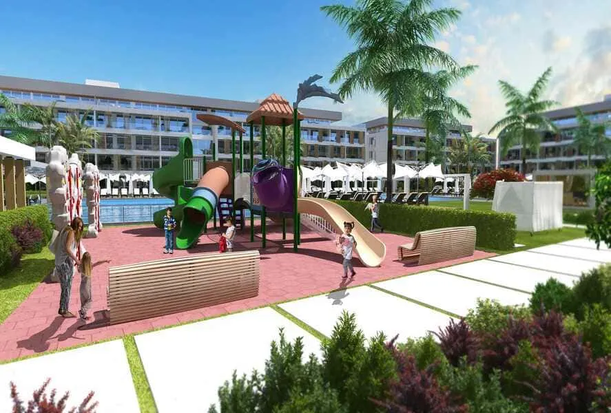 Courtyard Long Beach residential complex