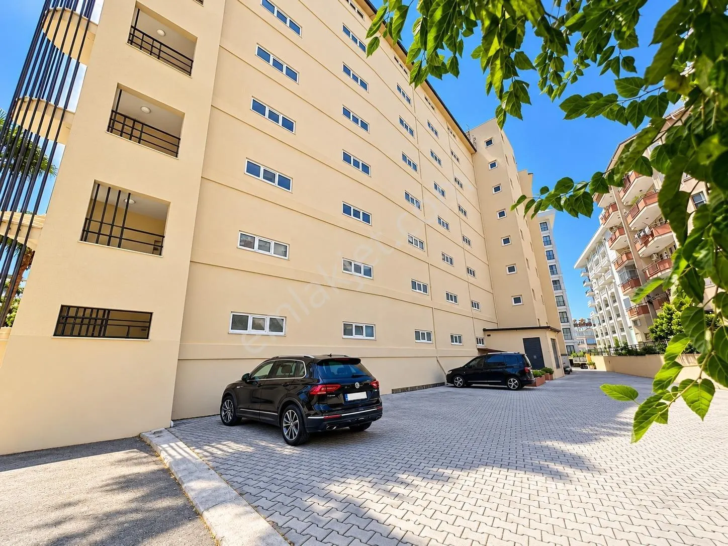 Apartment, 3-room, 100 m²