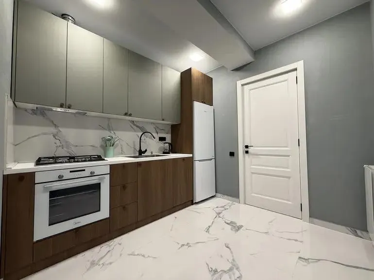 Apartment, 3-room, 68 m²