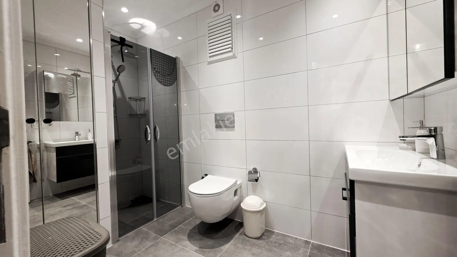 Apartment, 3-room, 110 m²