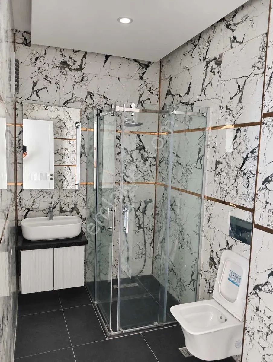 Apartment, 3-room, 130 m²