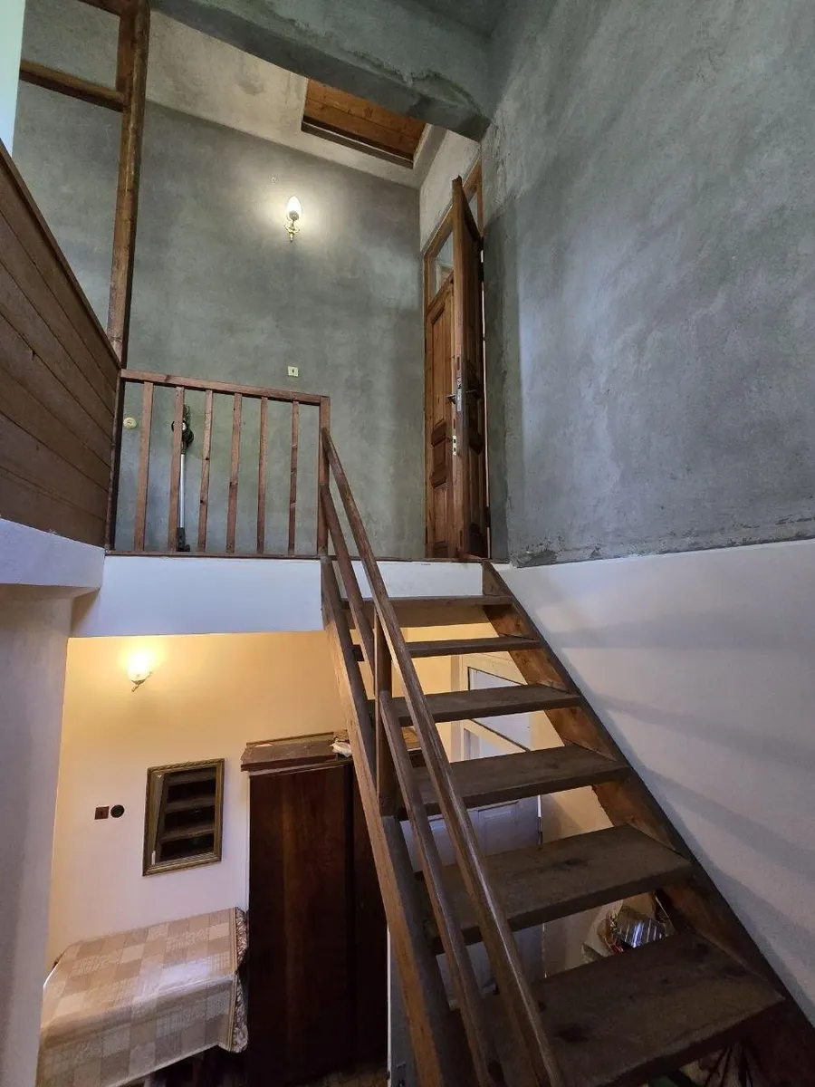 House, 5-room, 340 m²