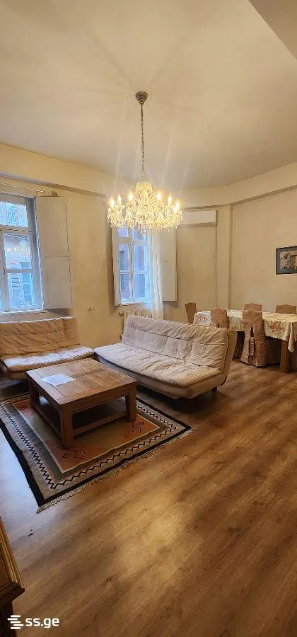 Квартира, 4-комн., 122 м²