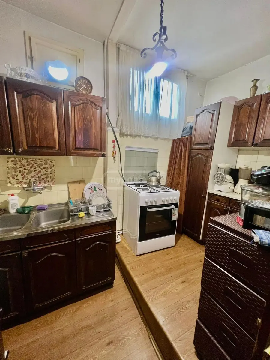 Apartment, 4-room, 87 m²