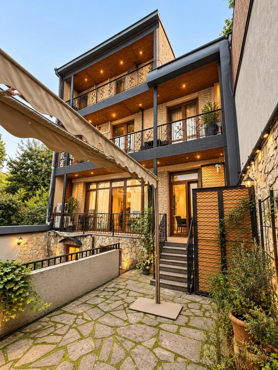 Дом, 10-комн., 415 м²