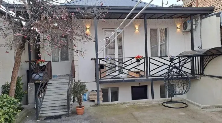 Дом, 5-комн., 135 м²