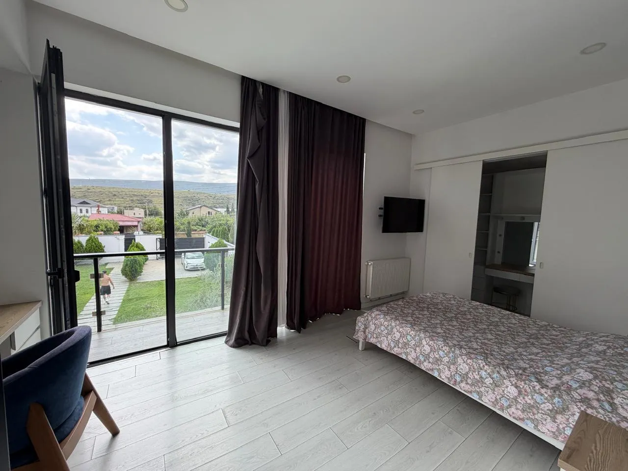House, 5-room, 800 m²