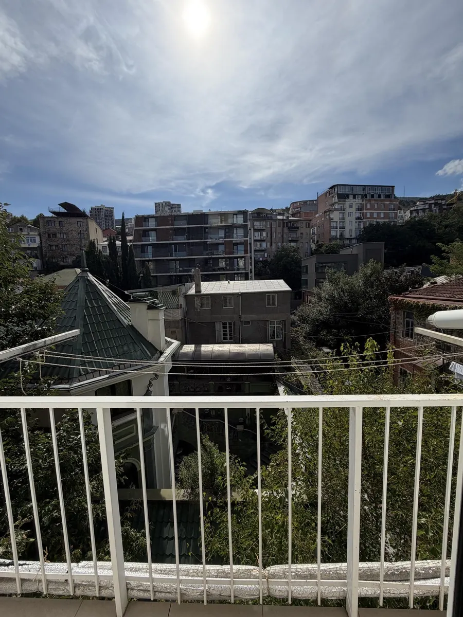 Квартира, 3-комн., 120 м²