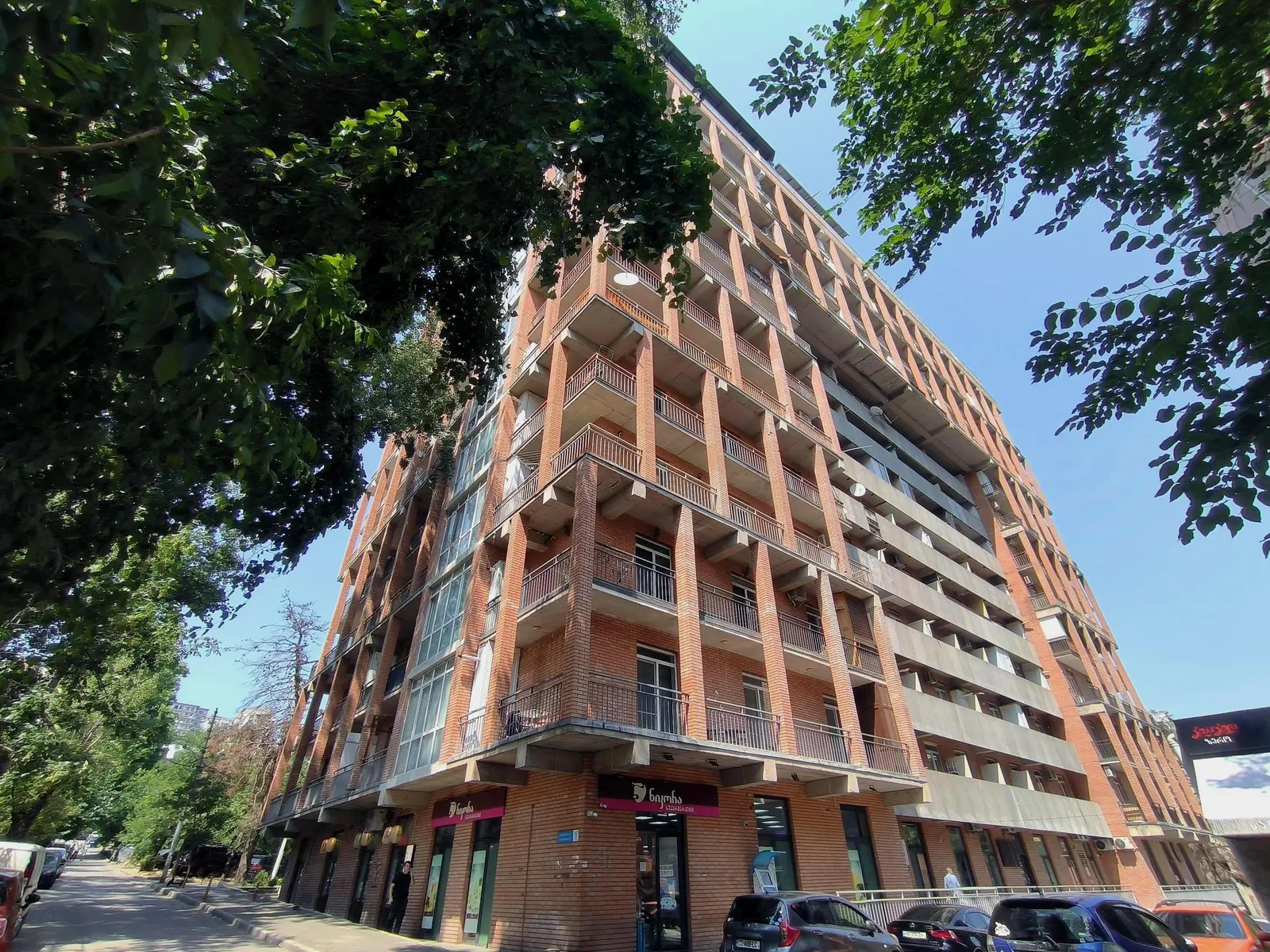 Hausart Vaja-Pshavela residential complex