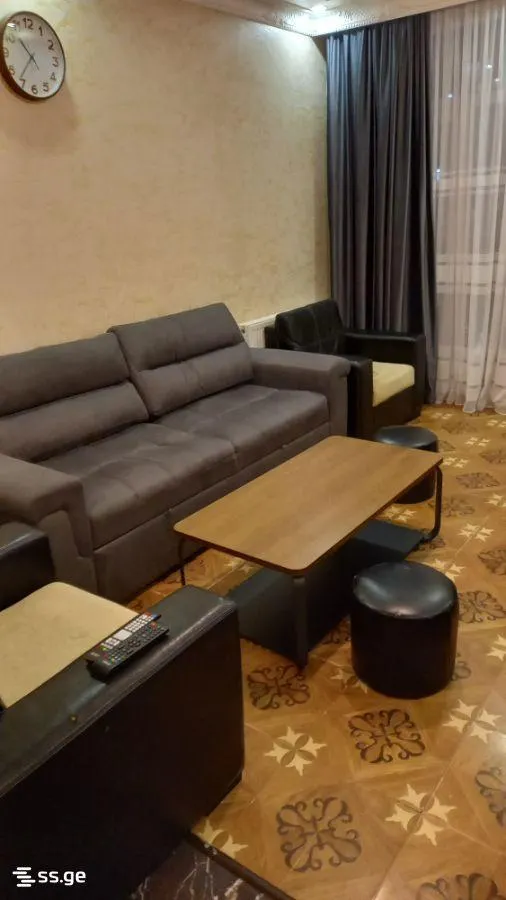Квартира, 2-комн., 65 м²