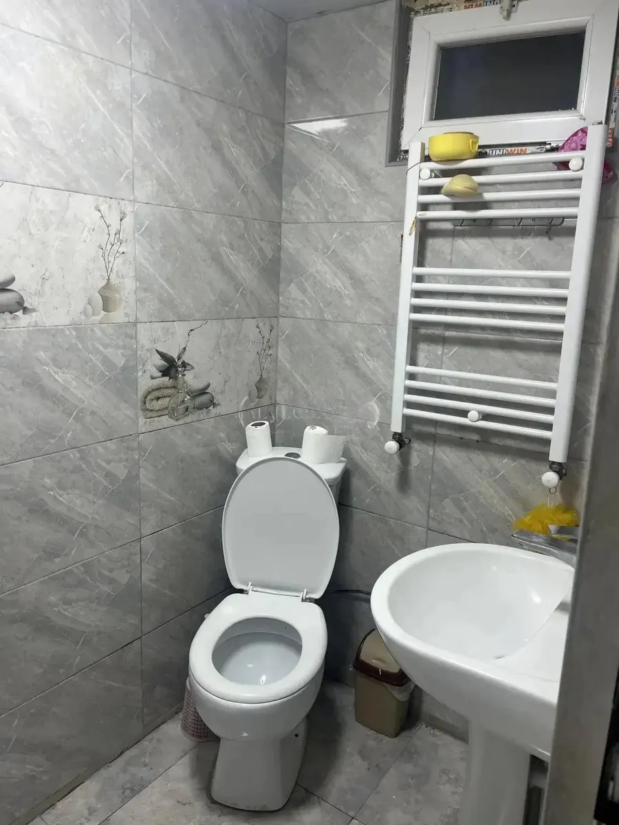 House, 4-room, 80 m²