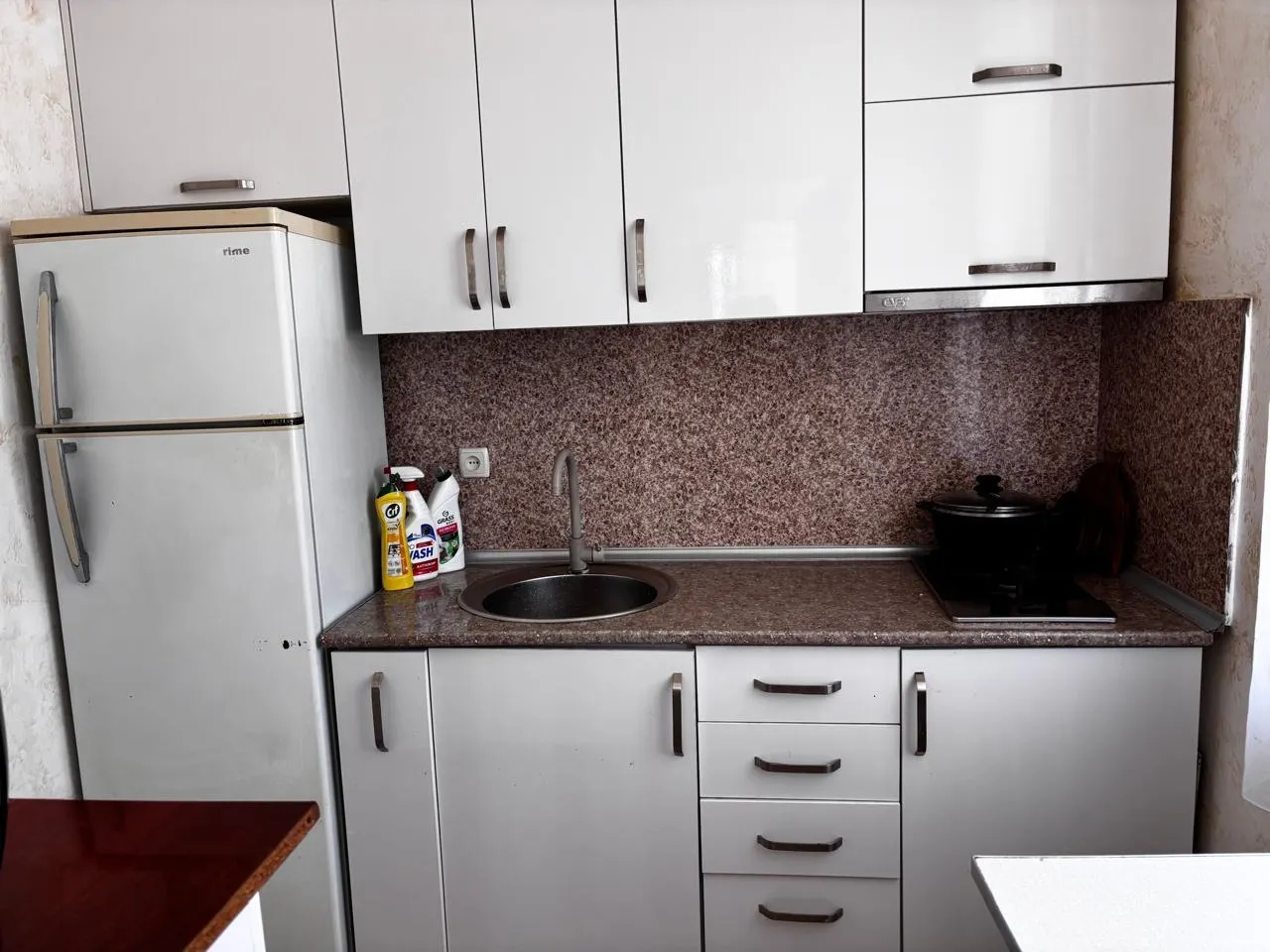 House, 3-room, 177 m²