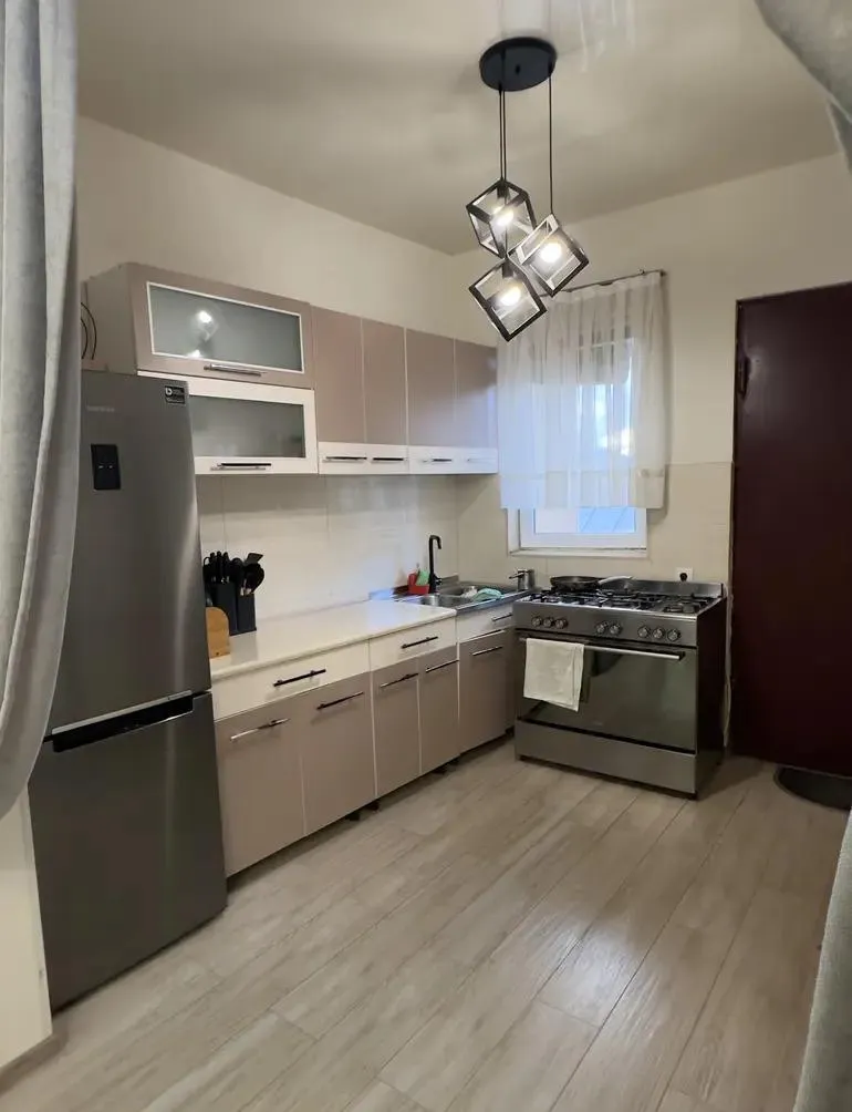 Дом, 5-комн., 227 м²