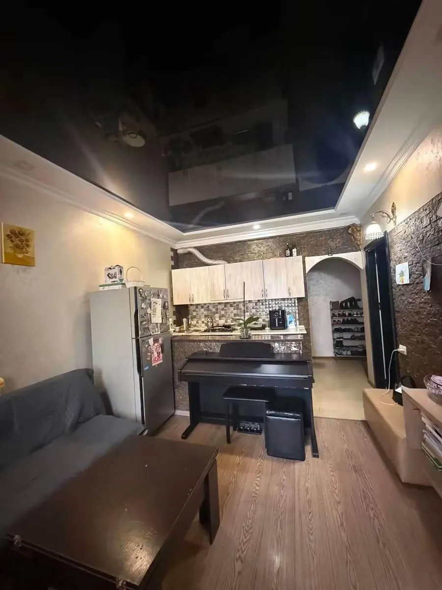 Квартира, 3-комн., 64 м²