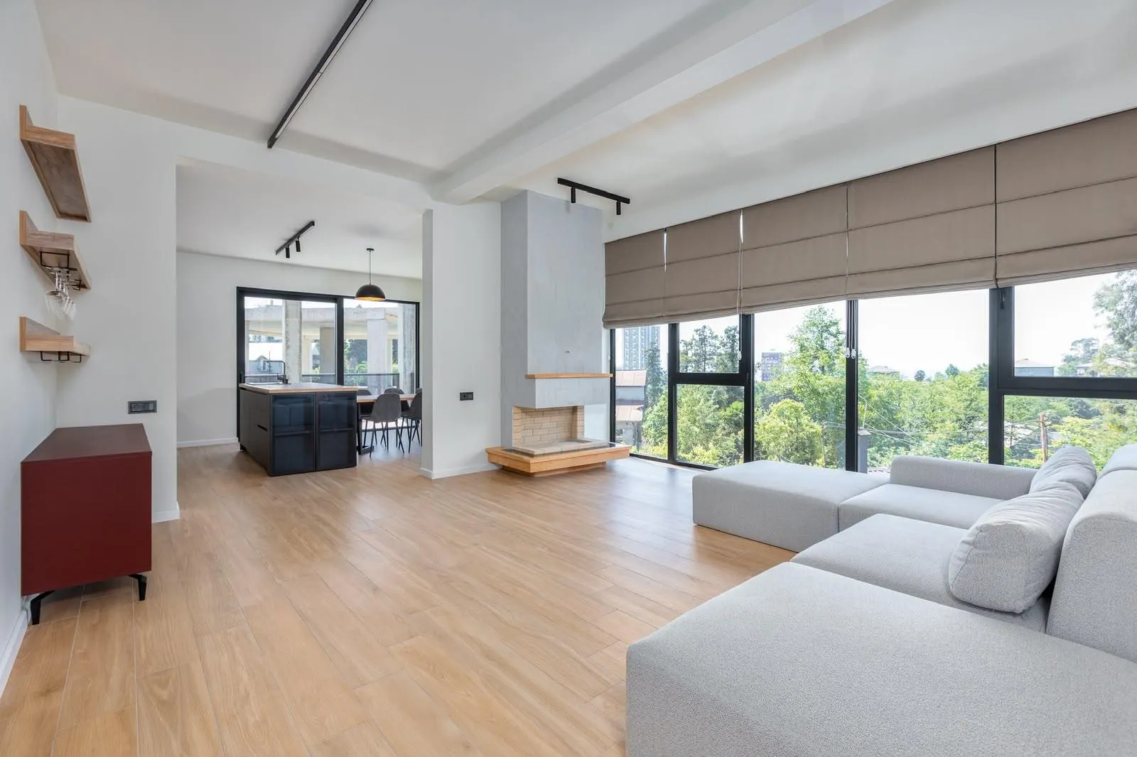 Квартира, 4-комн., 90 м²