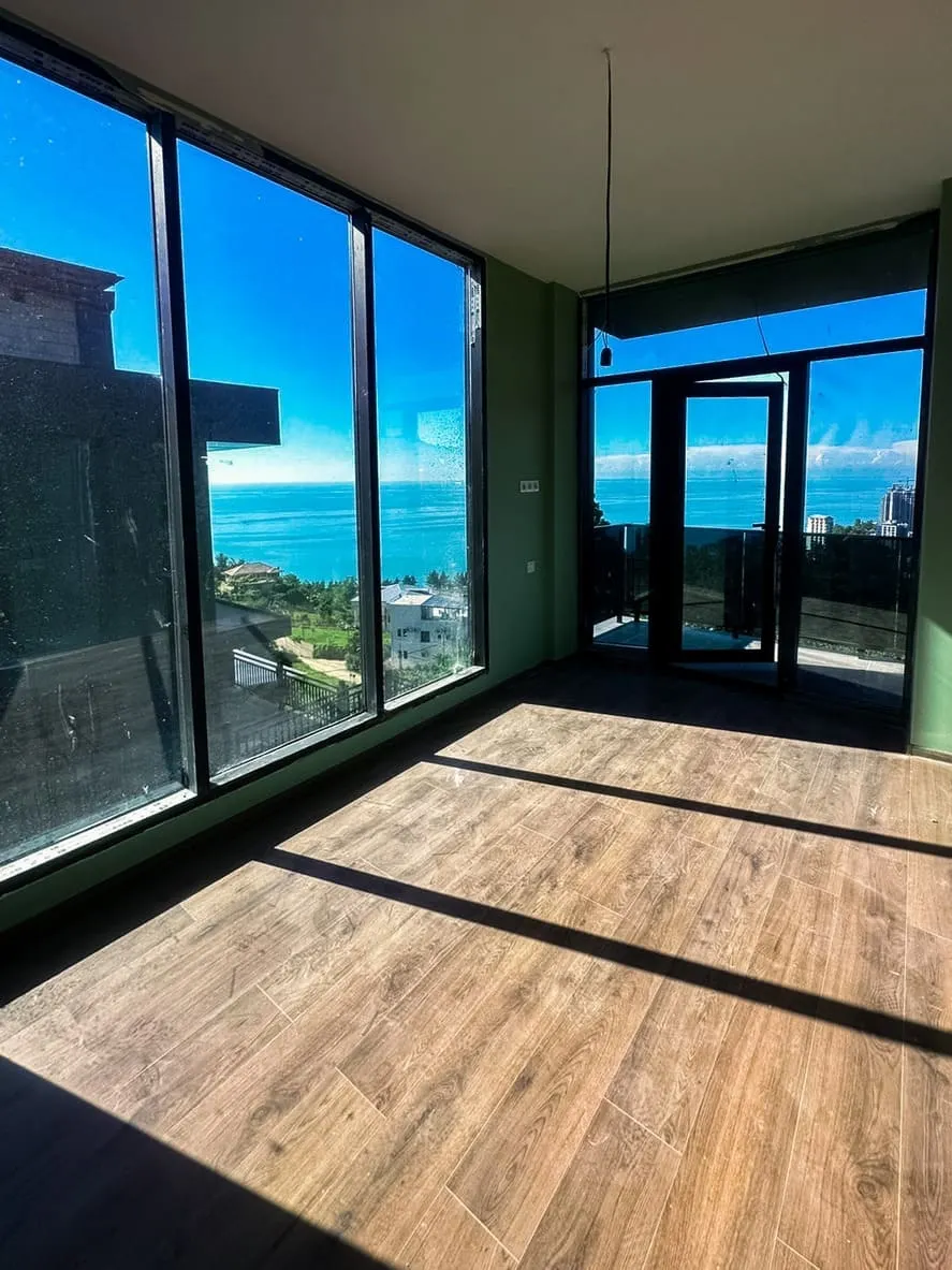 Дом, 3-комн., 245 м²