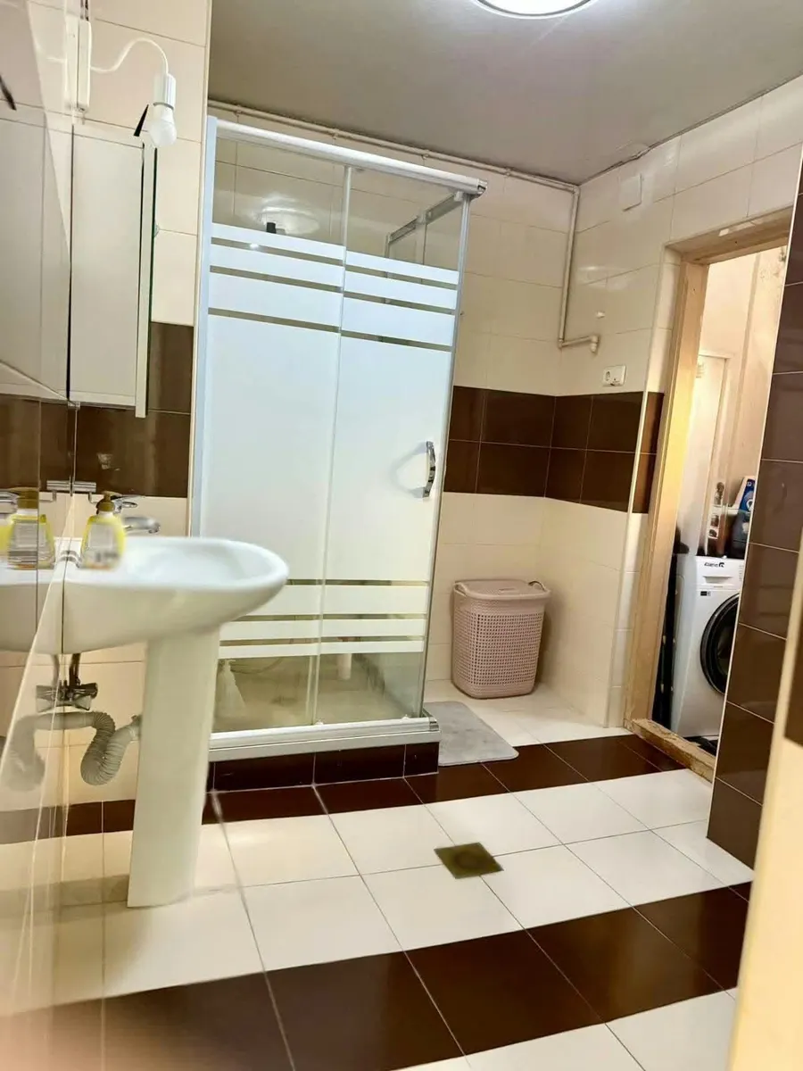 Квартира, 3-комн., 80 м²
