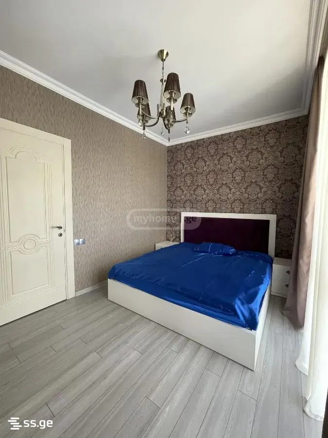 Квартира, 3-комн., 75 м²