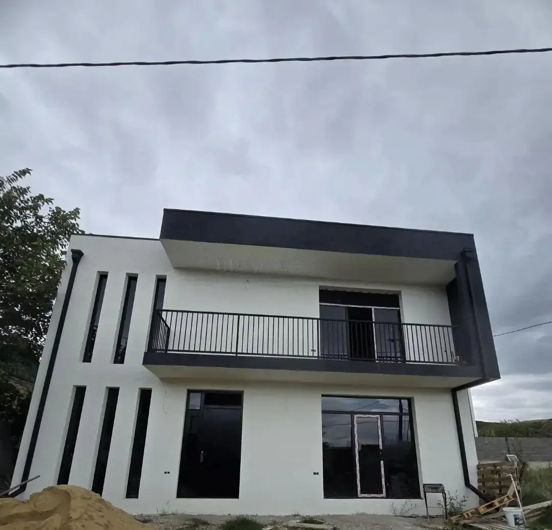 Дом, 8-комн., 250 м²