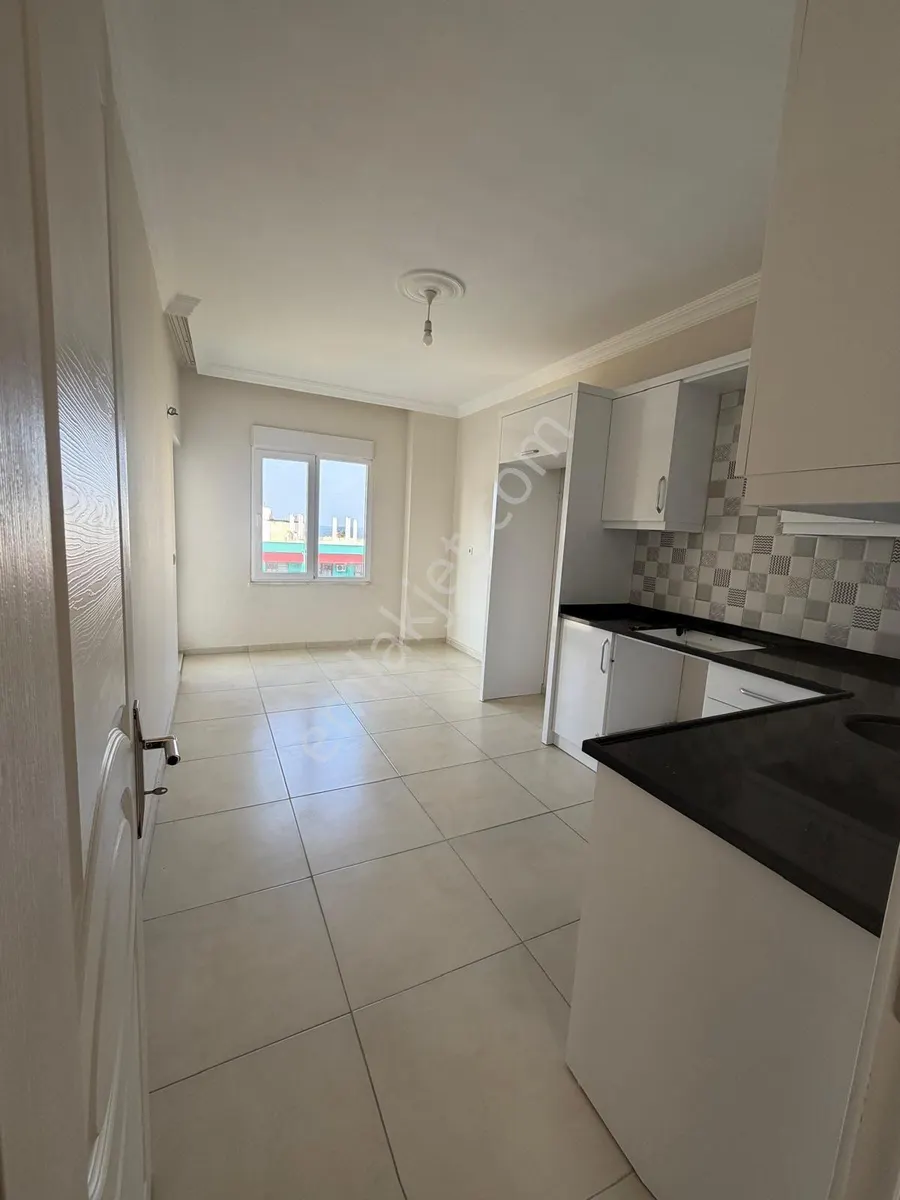 Apartment, 3-room, 130 m²