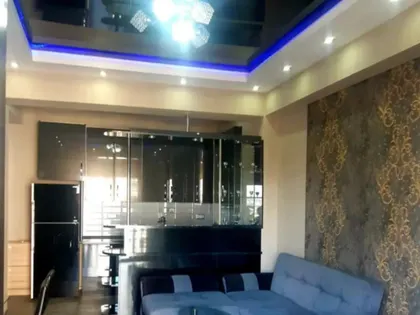 Квартира, 3-комн., 80 м²