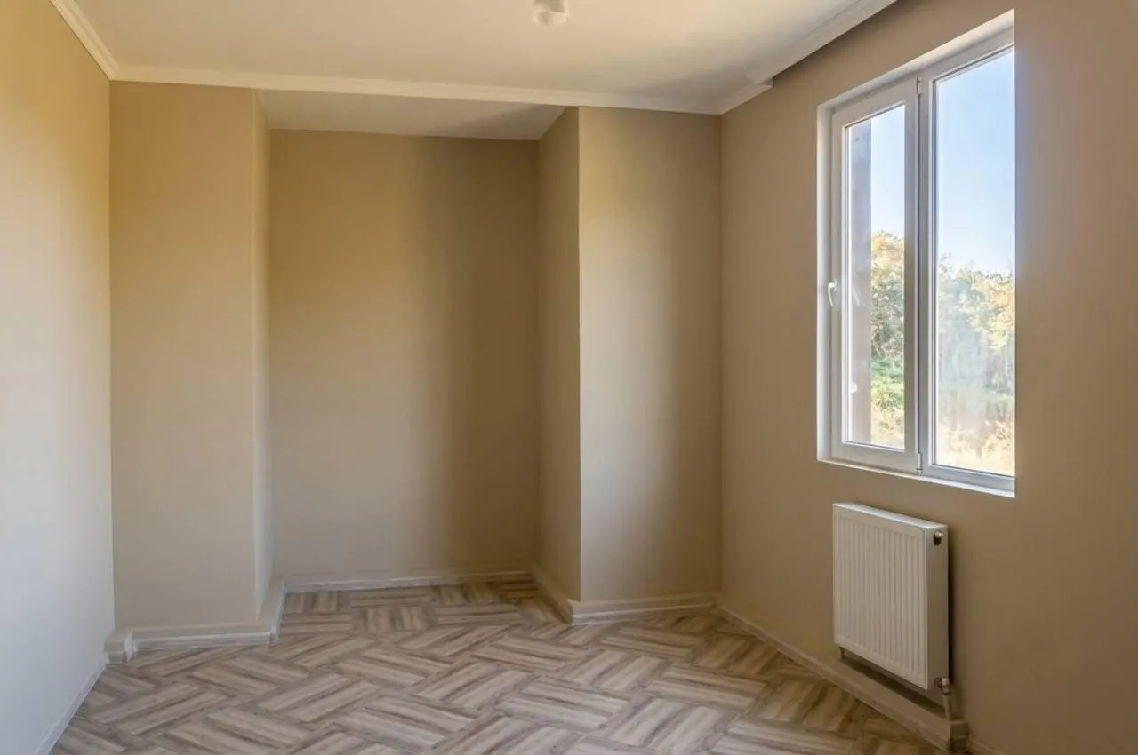 House, 3-room, 120 m²