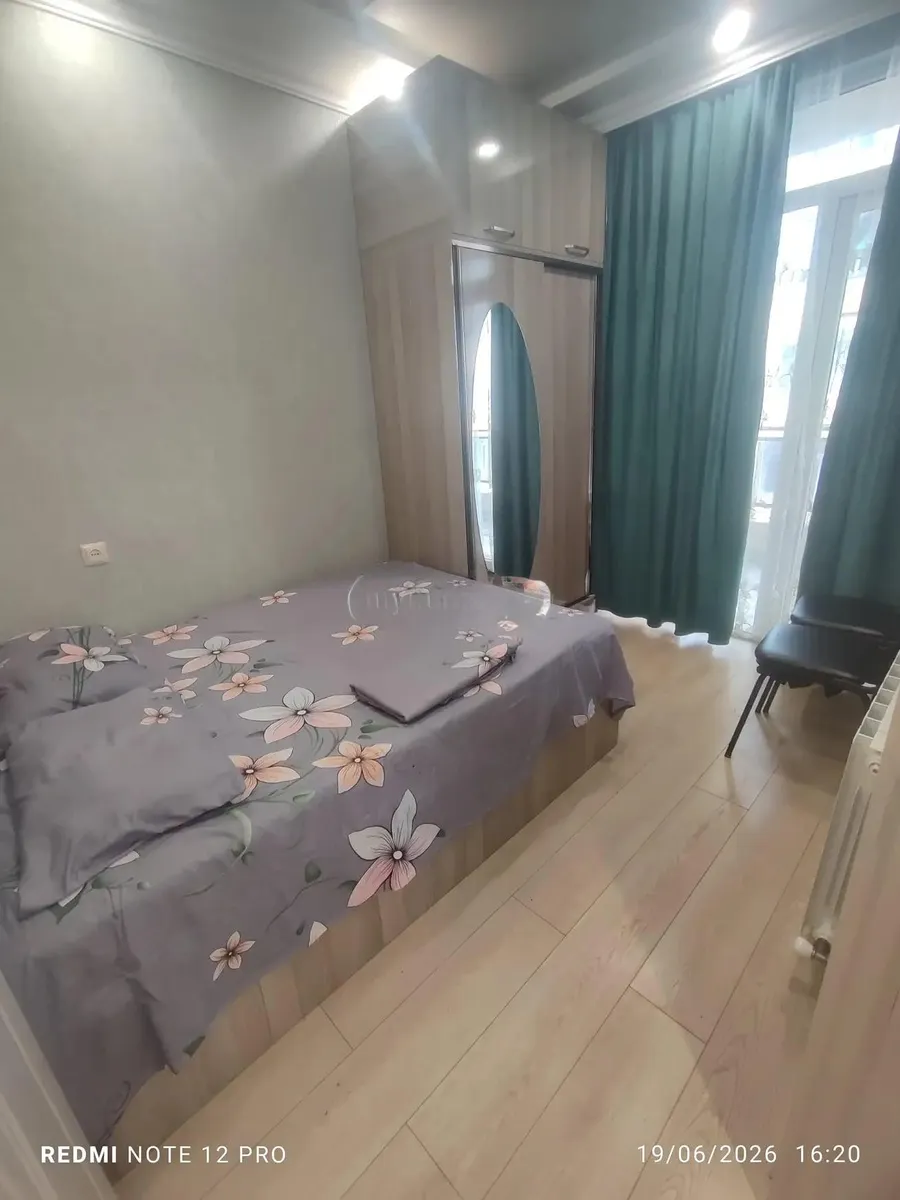 Квартира, 4-комн., 70 м², General Aslan Abashidze St, 10