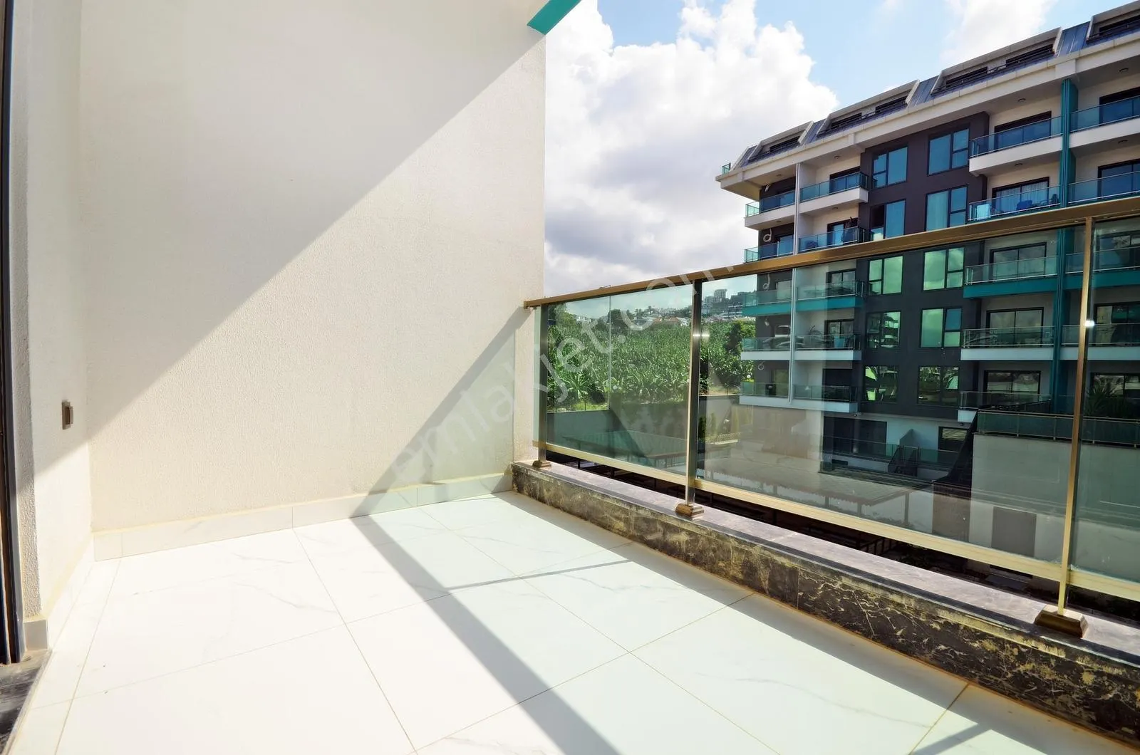 Apartment, 2-room, 60 m²
