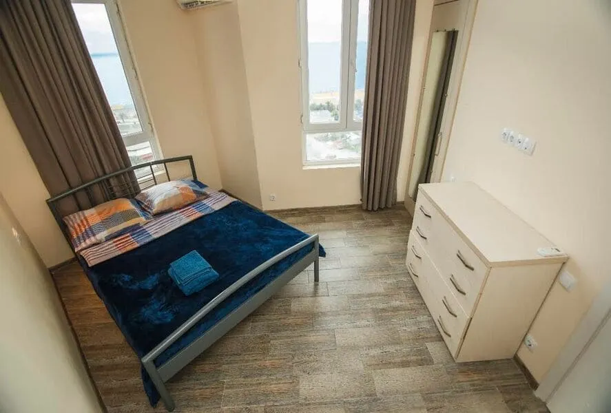Apartment, 3-room, 82 m²