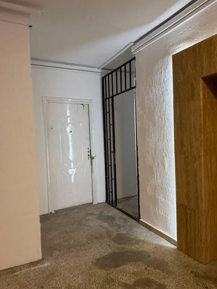 Квартира, 3-комн., 56 м²