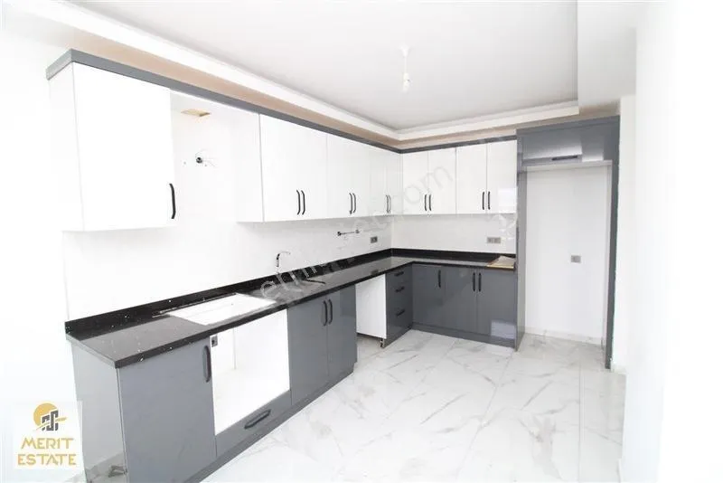 Apartment, 3-room, 100 m²
