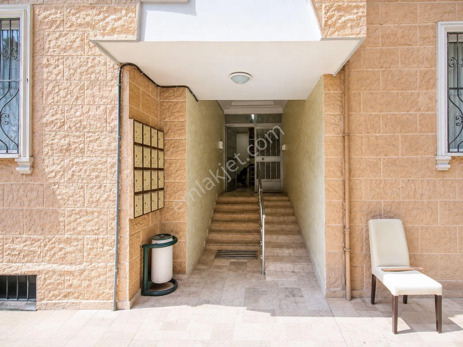Apartment, 3-room, 120 m²